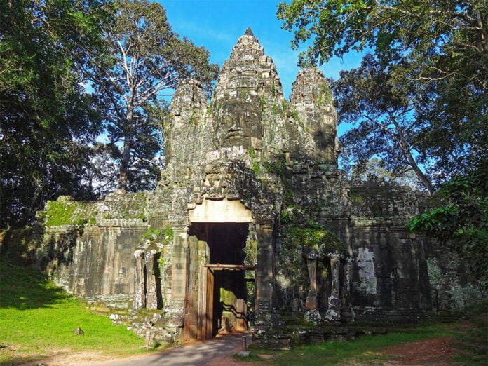 Angkor Thom Victory Gate