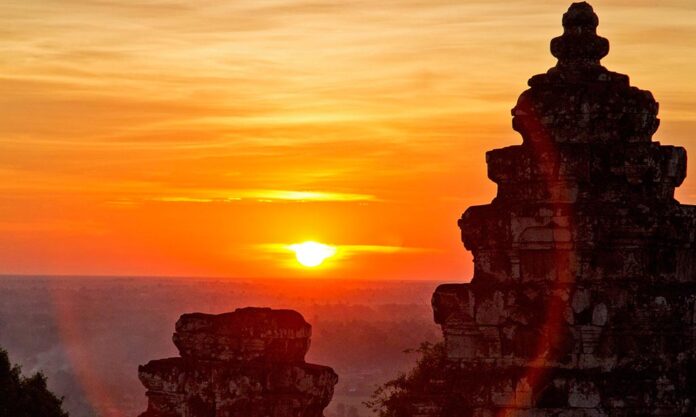 Sunset at Phnom Bakheng